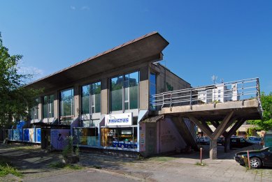 Nákupní centrum Šiška - foto: Petr Šmídek, 2008