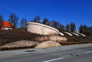 Kostel vtělení Kristova v Dravlje - foto: Petr Šmídek, 2008