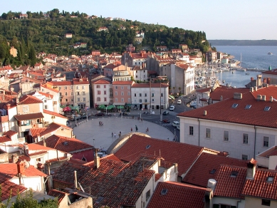 Tartini Square - foto: Petr Šmídek, 2006