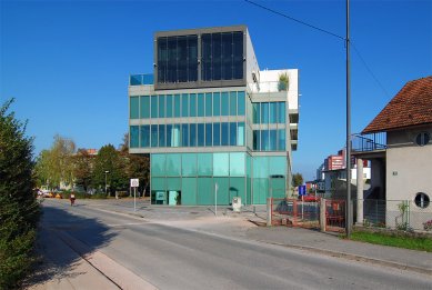 Kancelářská a bytový dům Šmartinka - foto: Petr Šmídek, 2007