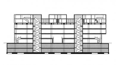 Kancelářská a bytový dům Šmartinka - Podélný řez