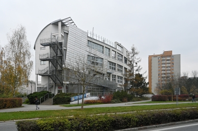 Gymnázium a Obchodní akademie - foto: Petr Šmídek, 2022