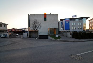 Linde M.P.A. Office Building - foto: Petr Šmídek, 2008