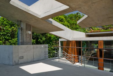 House in Ubatuba - foto: spbr arquitetos