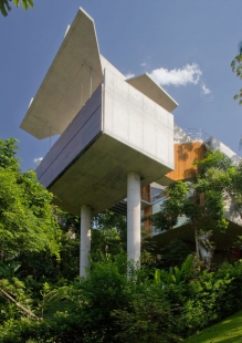 House in Ubatuba - foto: spbr arquitetos