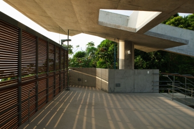 House in Ubatuba - foto: spbr arquitetos