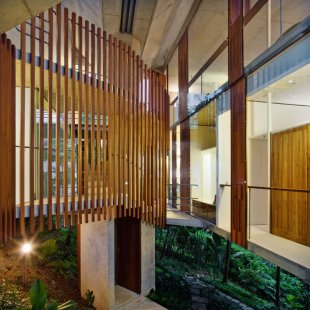 House in Ubatuba - foto: spbr arquitetos