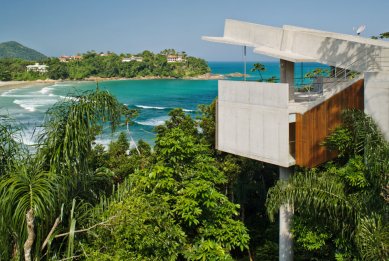 House in Ubatuba - foto: spbr arquitetos