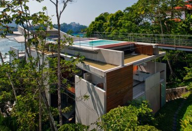 House in Ubatuba - foto: spbr arquitetos