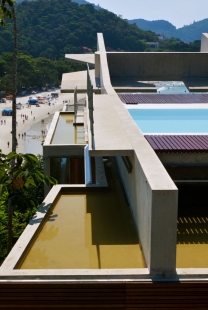 House in Ubatuba - foto: spbr arquitetos