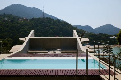 House in Ubatuba - foto: spbr arquitetos