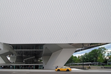 Porsche Museum - foto: Petr Šmídek, 2011