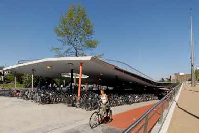 Station forecourt and bike shelter