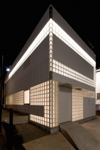 Crystal brick house II - foto: © Toshihiro Sobajima   