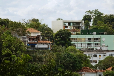 Dům v Rio de Janeiro - foto: Nelson Kon