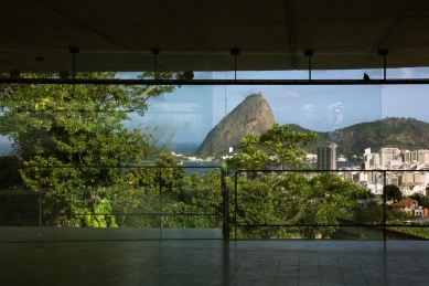 House in Rio de Janeiro  - foto: Nelson Kon