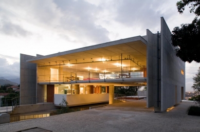 House in Rio de Janeiro  - foto: Nelson Kon