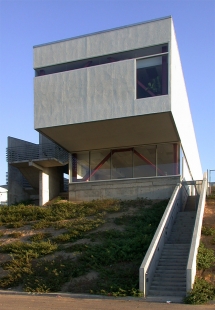 Diamond Ranch High School - foto: Petr Šmídek, 2001