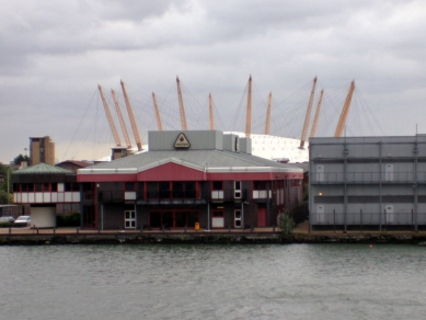 Millennium Dome - foto: Petr Šmídek, 2004