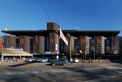 Obchodní dům Globus - foto: Petr Šmídek, 2007