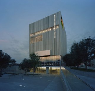 Dee and Charles Wyly Theatre - foto: Tim Hursley