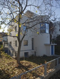 Reconstruction of a villa in Prague 6 - Dejvice - foto: Vasil Stanko