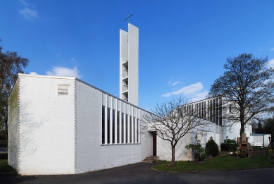 Wolfsburg Church, parish centre and vicarage - foto: Petr Šmídek, 2012