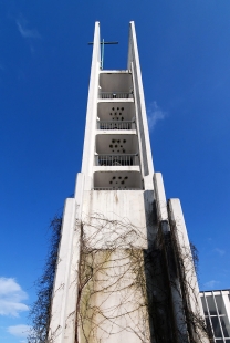 Wolfsburg Church, parish centre and vicarage - foto: Petr Šmídek, 2012