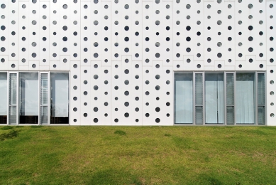 Kanazawa Umimirai Library - foto: Petr Šmídek, 2012