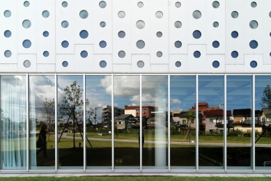 Kanazawa Umimirai Library - foto: Petr Šmídek, 2012