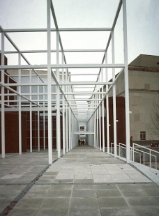 Wexner Center for the Visual Arts - foto: © Mary Ann Sullivan, 2003