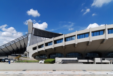 Yoyogi National Gymnasium - foto: Petr Šmídek, 2012