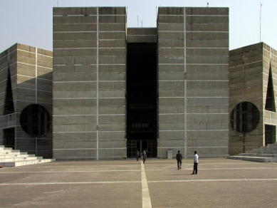 National Assembly in Dhaka - foto: Ondřej Pleštil, 2012