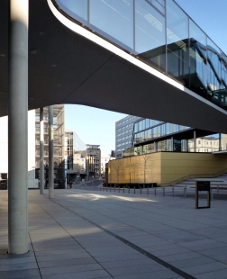 AachenMünchener Headquarters - foto: Karolína Kripnerová, 2013