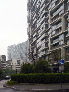 Vertical Courtyard Apartments - foto: Vít Podráský