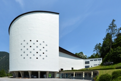 Festival Hall in Erl - foto: Petr Šmídek, 2015