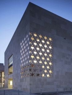 Společenské centrum se synagogou