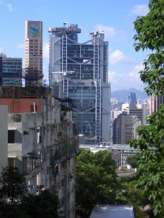 Hong Kong & Shanghai Banking Corporation - foto: © archiweb.cz | Ladislav Semela