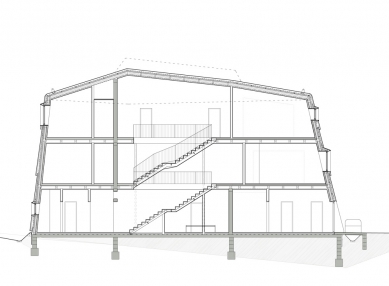 Horský penzion Kraličák - Podélný řez - foto: ječmen studio