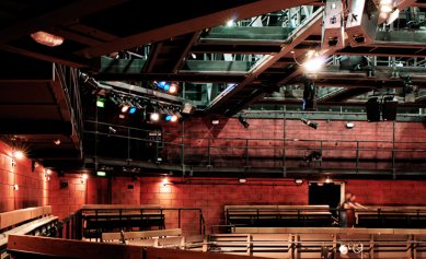 The Young Vic, divadlo stále v obnove - Pohľad - foto: Haworth Tompkins
