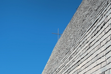 Chapel in Tarnow - foto: Beton Studio