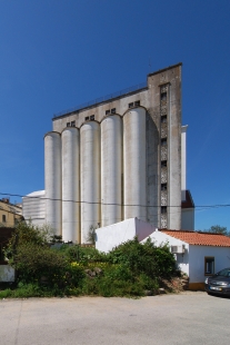 Universidade de Évora Art and Architecture Faculty - foto: Petr Šmídek, 2013