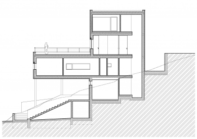 <Vila Komín> - Cut through the elevator shaft