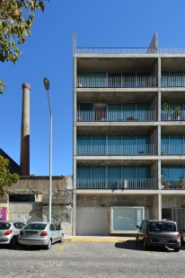 Matosinhos Housing - foto: Petr Šmídek, 2013