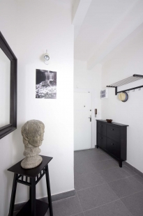 Transformation of a small apartment in a brick building - foto: Jiří Ernest