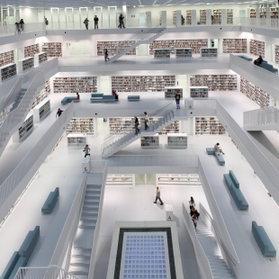 Městská knihovna ve Stuttgartu - foto: Milan Domkář