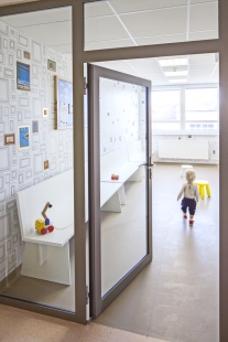 Interior of a private office and waiting room of a children's doctor - foto: Tomáš Balej