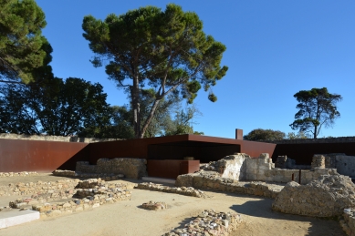 Musealization of the Archaeological Site of Praça Nova of São Jorge Castle - foto: Petr Šmídek, 2013