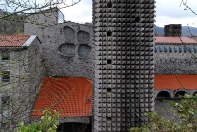 Basilica of Aránzazu - foto: Petr Šmídek, 2013