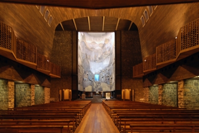 Basilica of Aránzazu - foto: Petr Šmídek, 2013